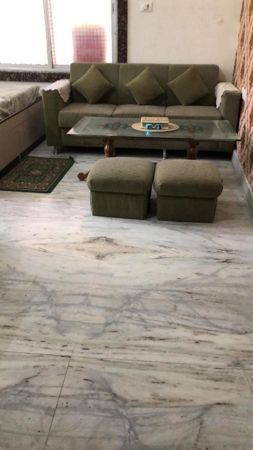 Ramaya Home Stay Varanasi Luaran gambar