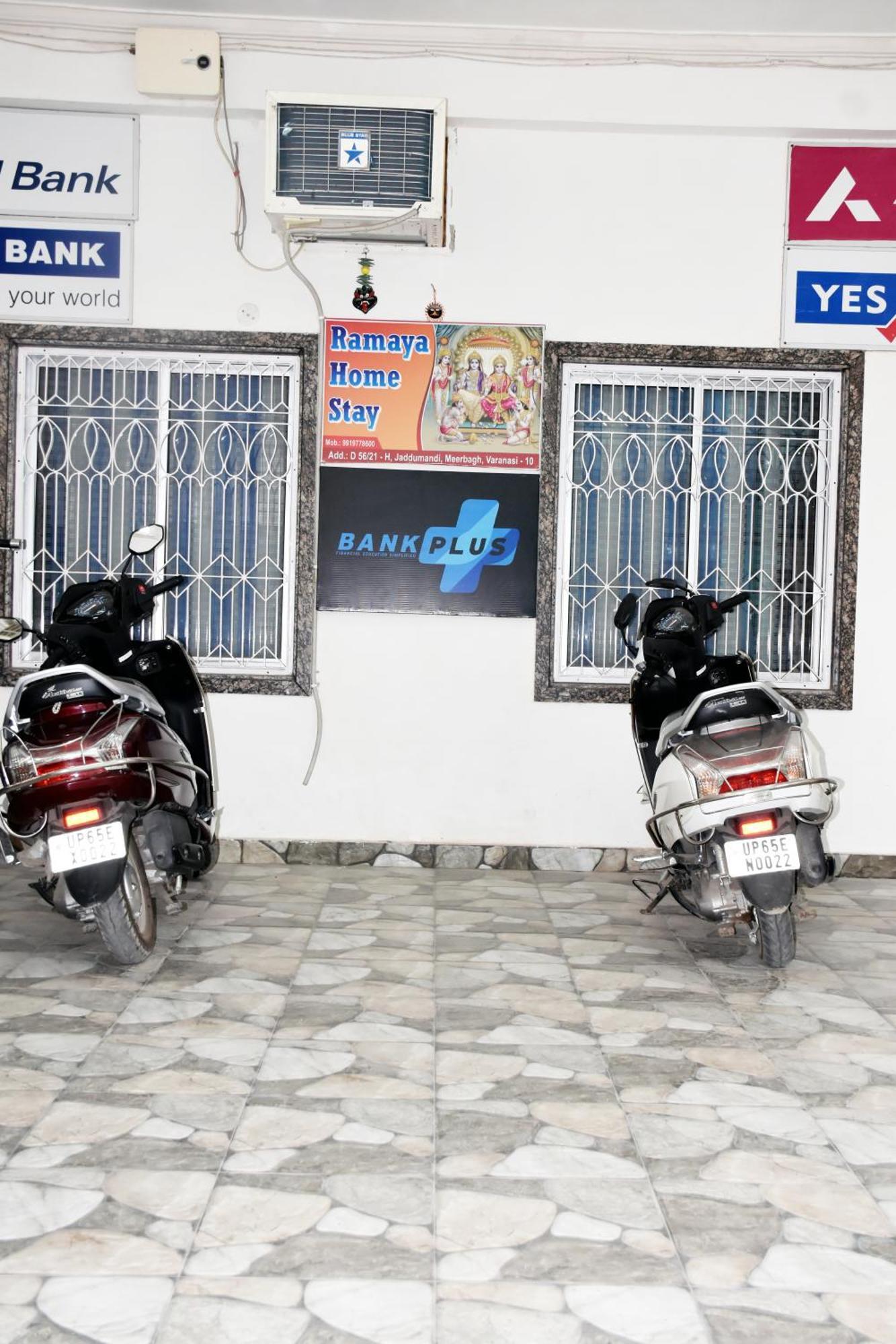 Ramaya Home Stay Varanasi Luaran gambar